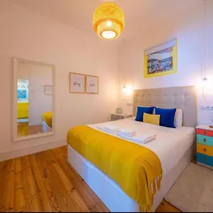 https://terrazza-partenopea-stadio-e-metro-a-200-metri.hotels-amalfi.com